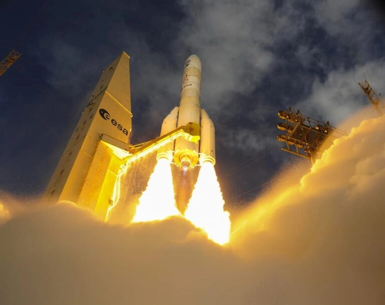 Misiune istorică - Europenii încearcă să se implice în cursa spațială