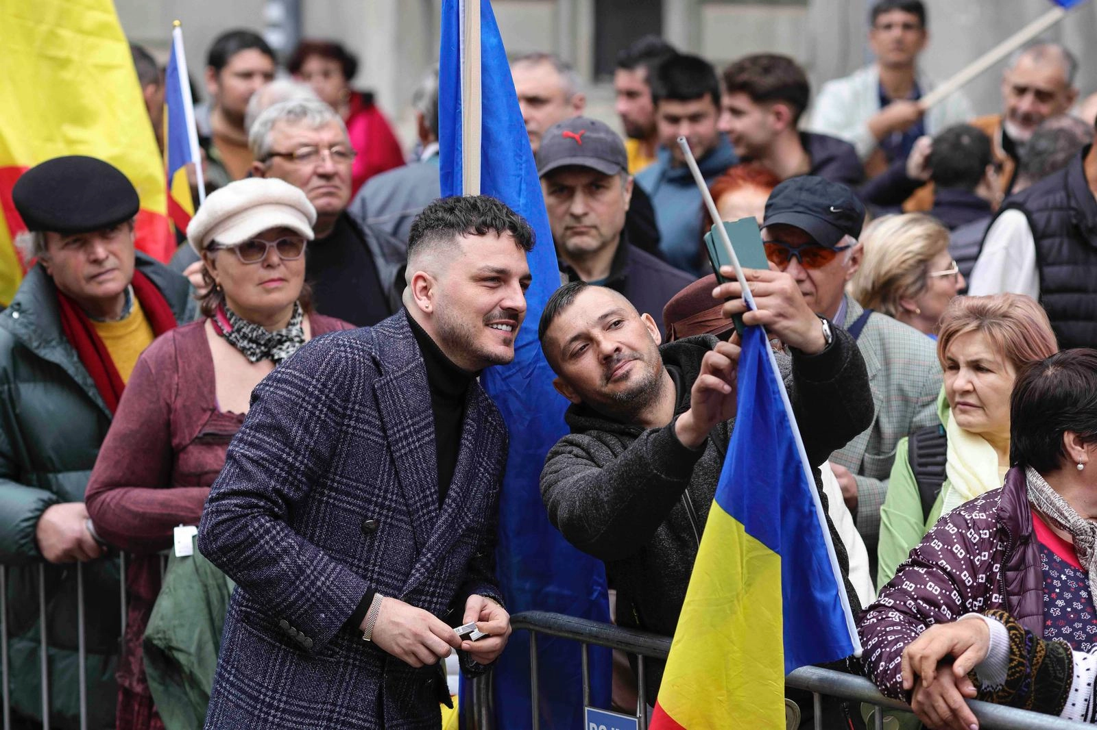 Makaveli refuză să se retragă în favoarea Ancăi Alexandrescu, în cursa pentru Capitală: Nu e lider