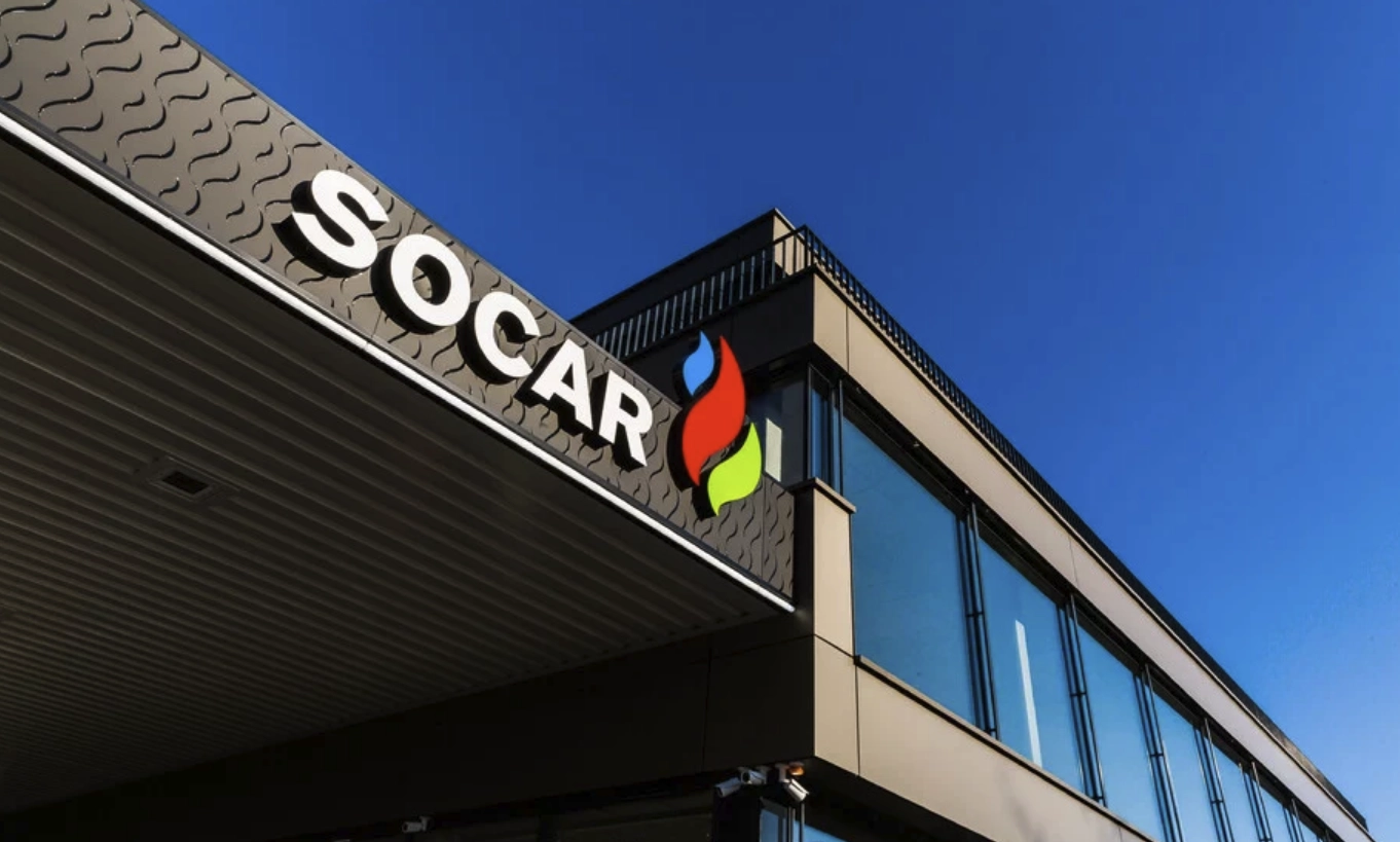 Tranzacție interesantă: compania azeră SOCAR este aproape de a cumpăra rafinăria Italiana Petroli