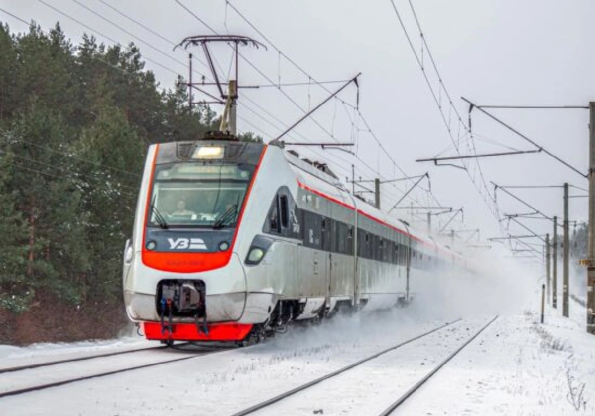 Vremea geroasă ține trenurie pe șine: Întârzieri de până la trei ore