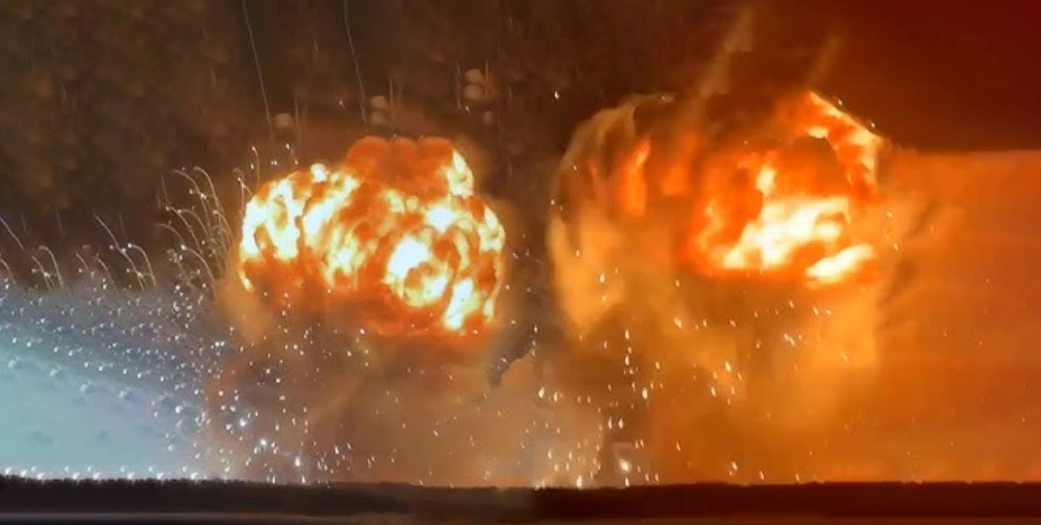 VIDEO „Rezervoarele de combustibil ard” — Un important hub petrolier rusesc a fost lovit de un atac cu drone ucrainene în regiunea Krasnodar