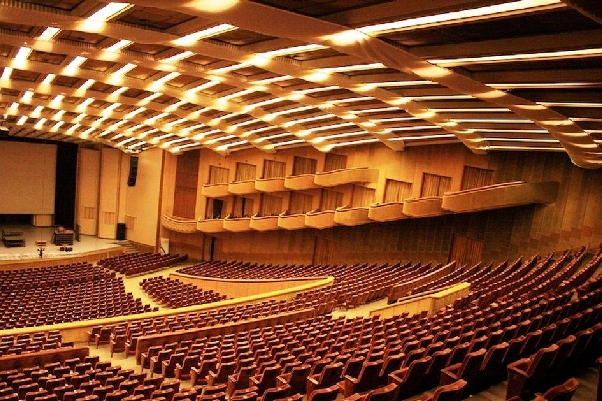 Show-ul 'Dracula on Ice', un spectacol impresionant pe patine, în această seară la Sala Palatului