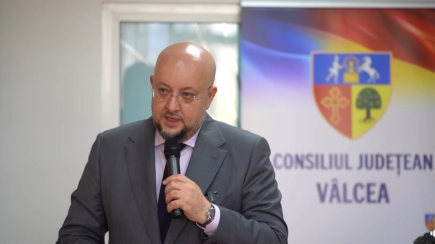 Constantin Rădulescu: 'Nu oprim nicio lucrare! Vom face piscină la Mihăești, susținem sportul vâlcean și terminăm Spitalul Vechi'