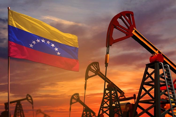Situațiile din Rusia și Venezuela provoacă efecte la nivel mondial: Prețurile petrolului sunt în creștere puternică