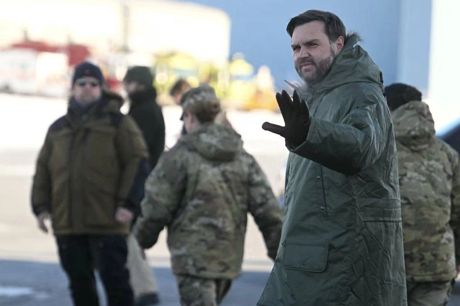 JD Vance, misiune diplomatică la granița cu Iranul: vizite în Azerbaidjan și Armenia