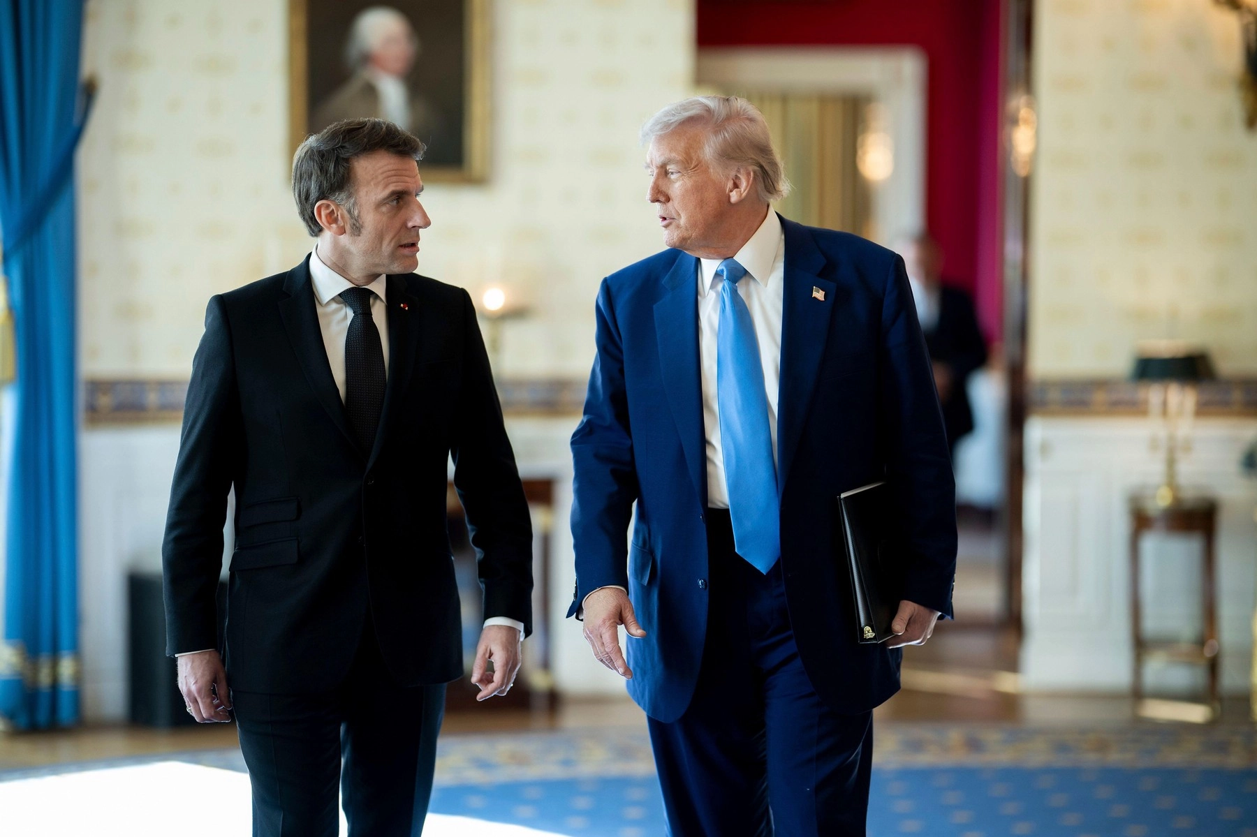 Trump se laudă și povestește cum l-a forțat pe Macron să accepte cerințele SUA privind prețul medicamentelor: 'O vei face, fii drăguț'