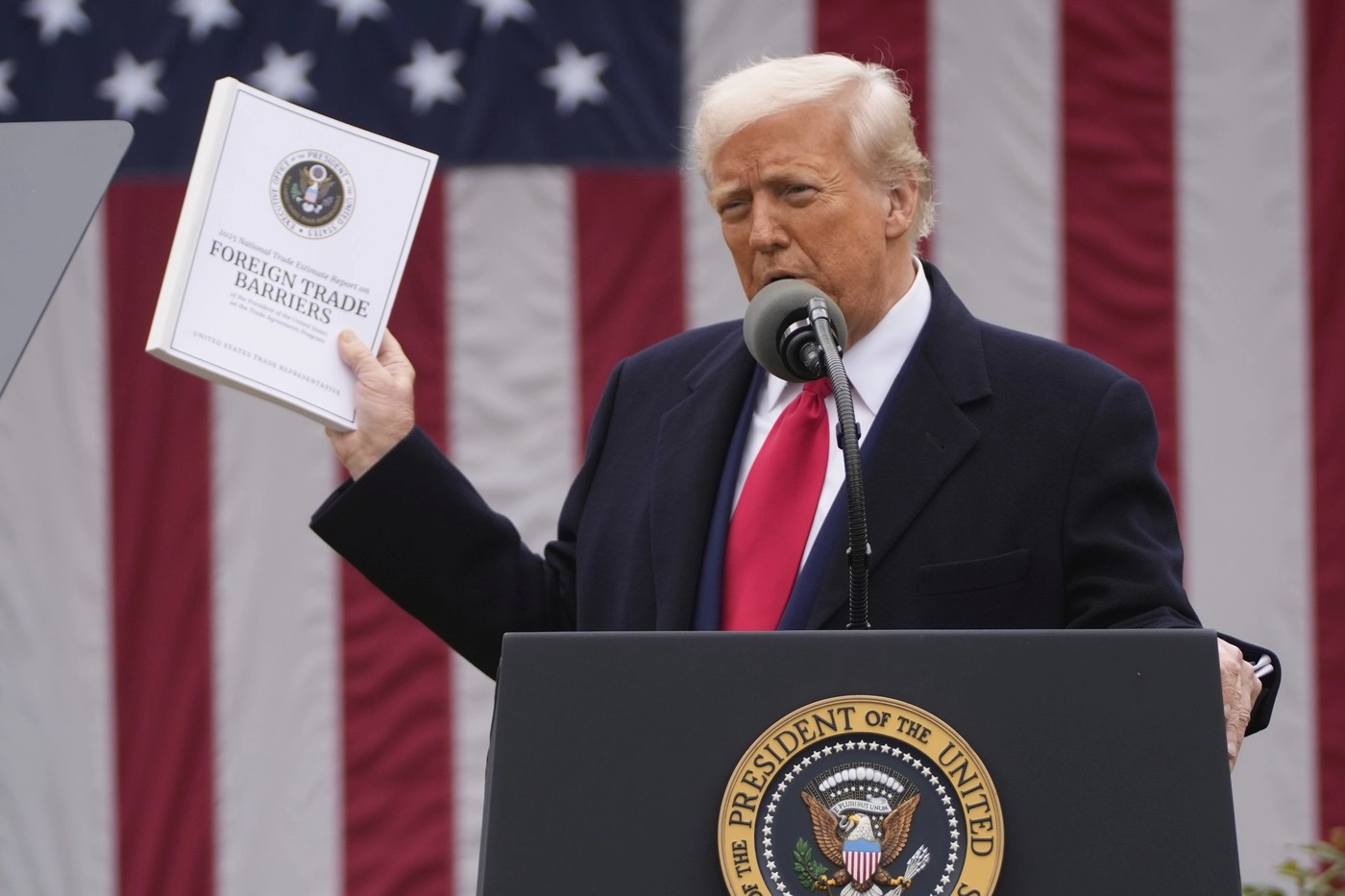 VIDEO Lista neagră făcută de Trump: țările care NU au ajutat SUA în misiunile demarate de Trump / Președintele SUA a „spălat” pe jos cu NATO