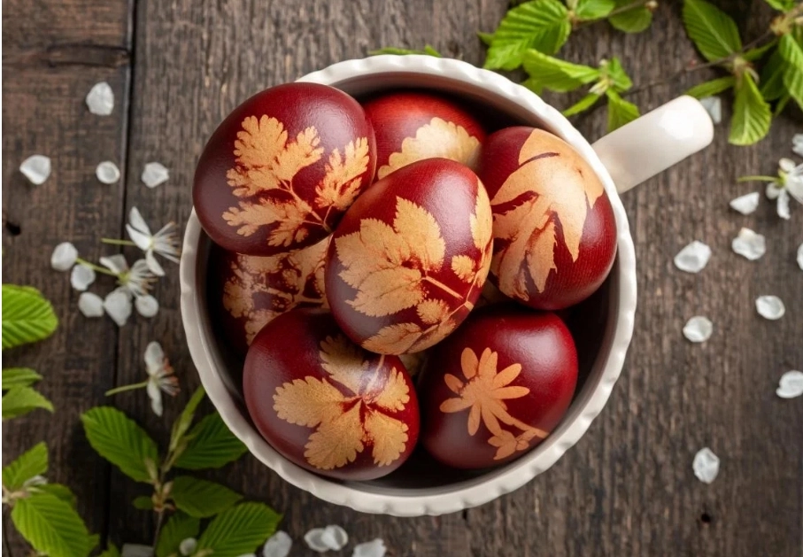 Expoziţia "Arta Ouălor Încondeiate în România" - între 29 martie şi 15 aprilie, la Muzeul Castelului Vianden din Luxemburg