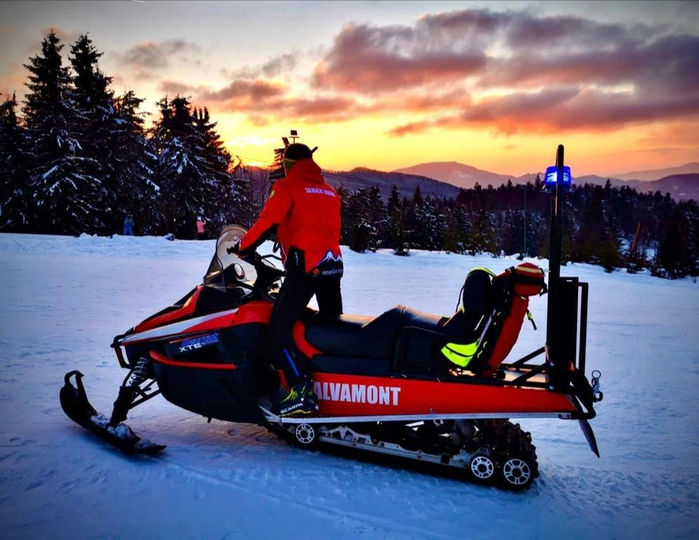 Opt persoane salvate de salvamontiști în ultimele 24 de ore