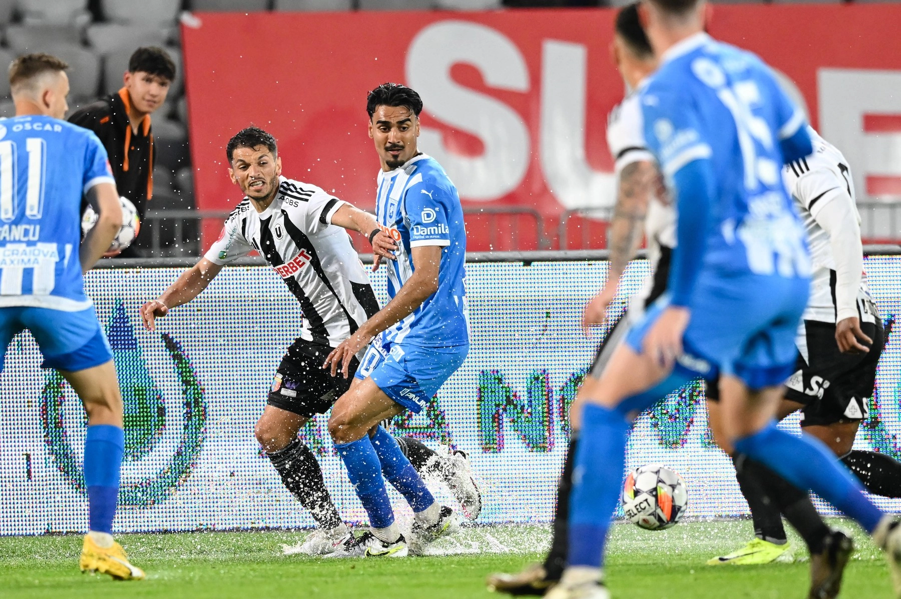 Le-a scos fotbalul din cap! U Cluj a demolat-o pe CSU Craiova, în ultimul meci al etapei a patra din play-off-ul Superligii