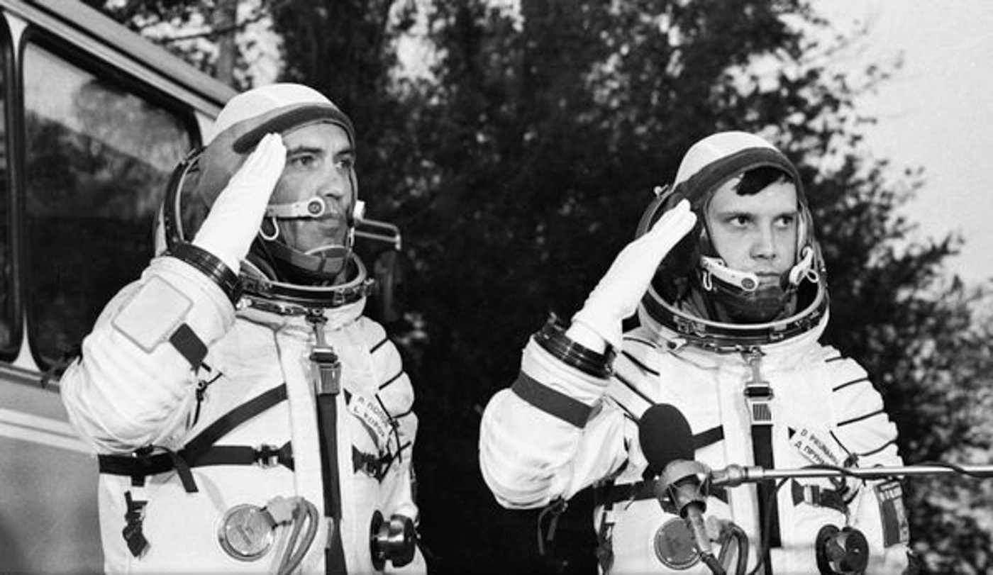 Dumitru Prunariu: Dacă aș avea 30 de ani, aș pleca imediat spre Marte