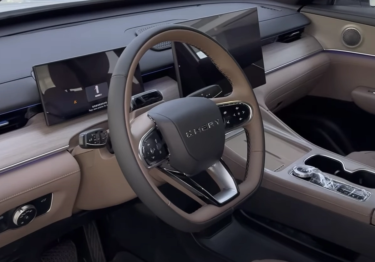 Chery va începe 'cât mai curând posibil' producţia propriilor vehicule la fabrica din Spania