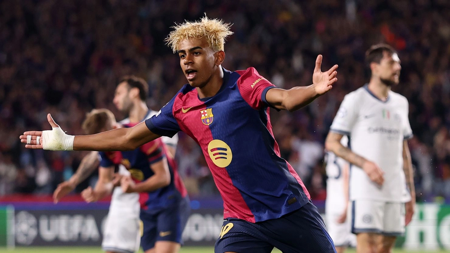 Yamal a devenit cel mai tânăr jucător inclus în echipa anului FIFPRO