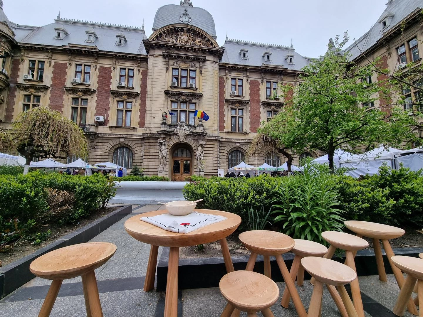 Toamna readuce târgurile tradiţionale în curtea Ministerului Agriculturii; primul are loc la sfârşitul săptămânii