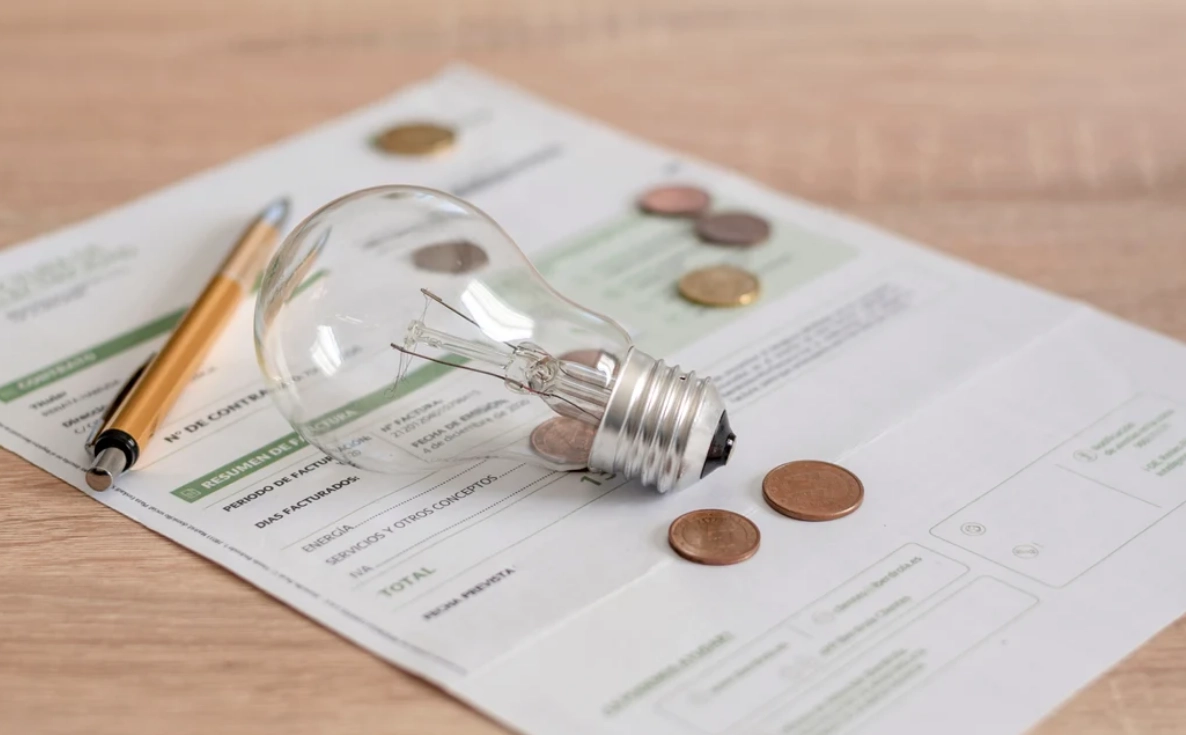 VIDEO Plafonarea prețului la energie electrică este exclusă: Se caută o soluție pentru utilizatorii casnici - Anunțul făcut de Ministerul Energiei