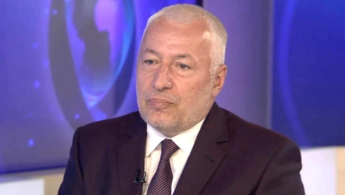 Iulian Fota acuză PSD că saboteză Guvernul Bolojan: Bagă critici și strâmbe prea multe!