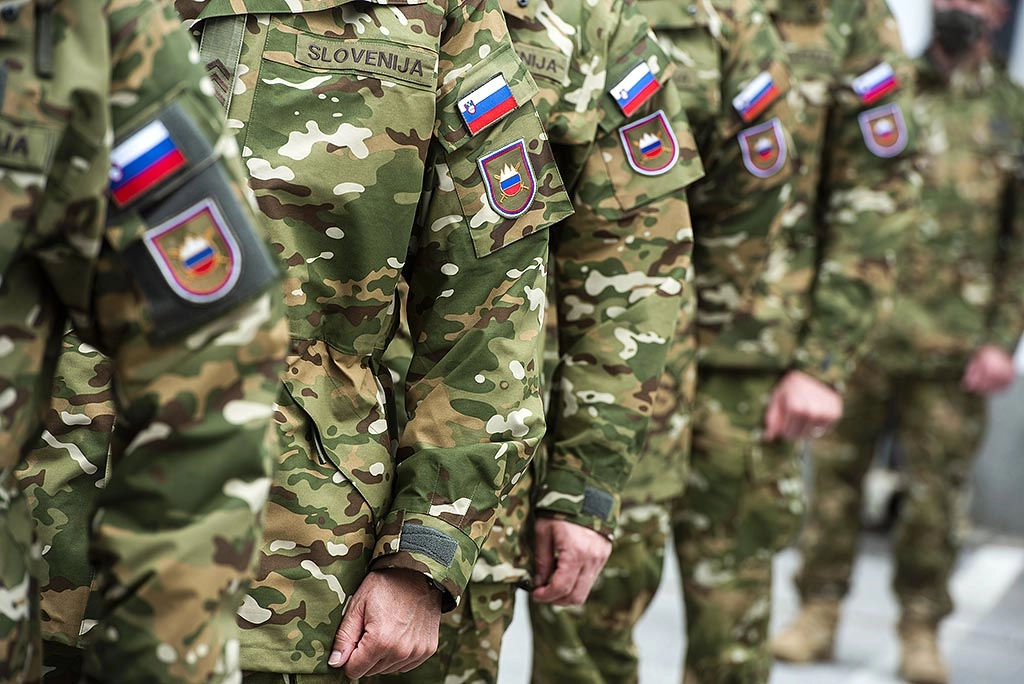Slovenia trimite doi ofițeri în Groenlanda, în cadrul operațiunii NATO 'Rezilienţă Arctică'