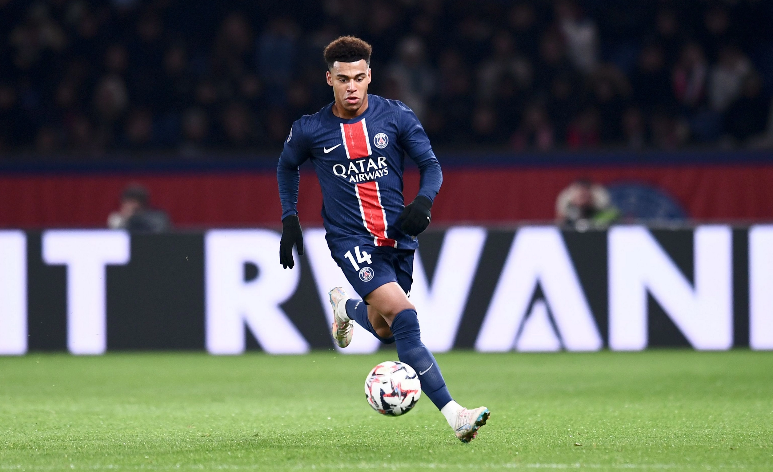 Desire Doue s-a accidentat și va lipsi câteva săptămâni de la PSG