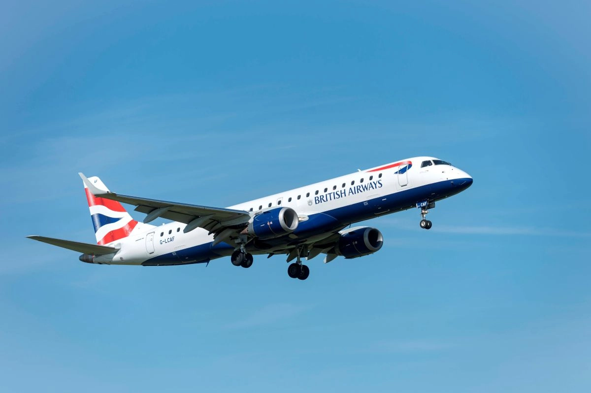 O mare companie aeriană oferă bonusuri piloţilor care reduc consumul de combustibil al aeronavelor