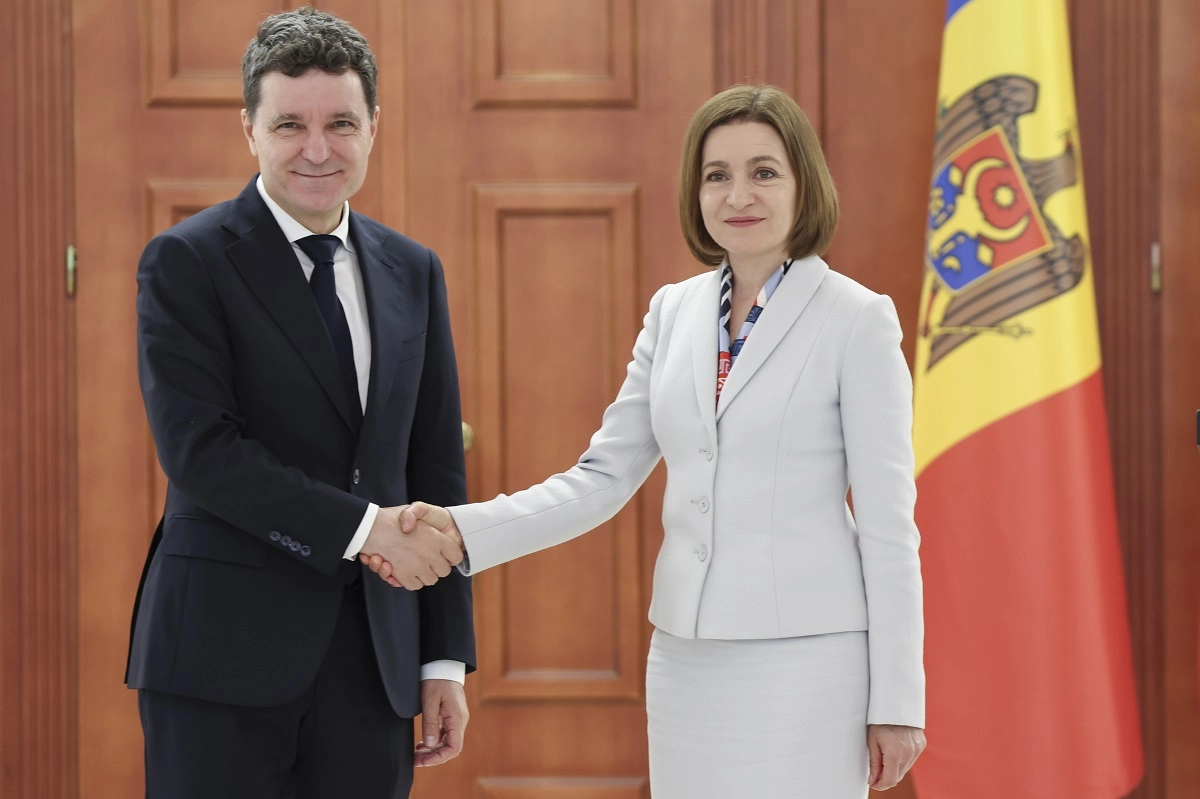 Maia Sandu a vorbit cu Nicușor Dan la sfințirea Catedralei Naționale: Preșdinta Republicii Moldova a dat detalii pe rețelele sociale