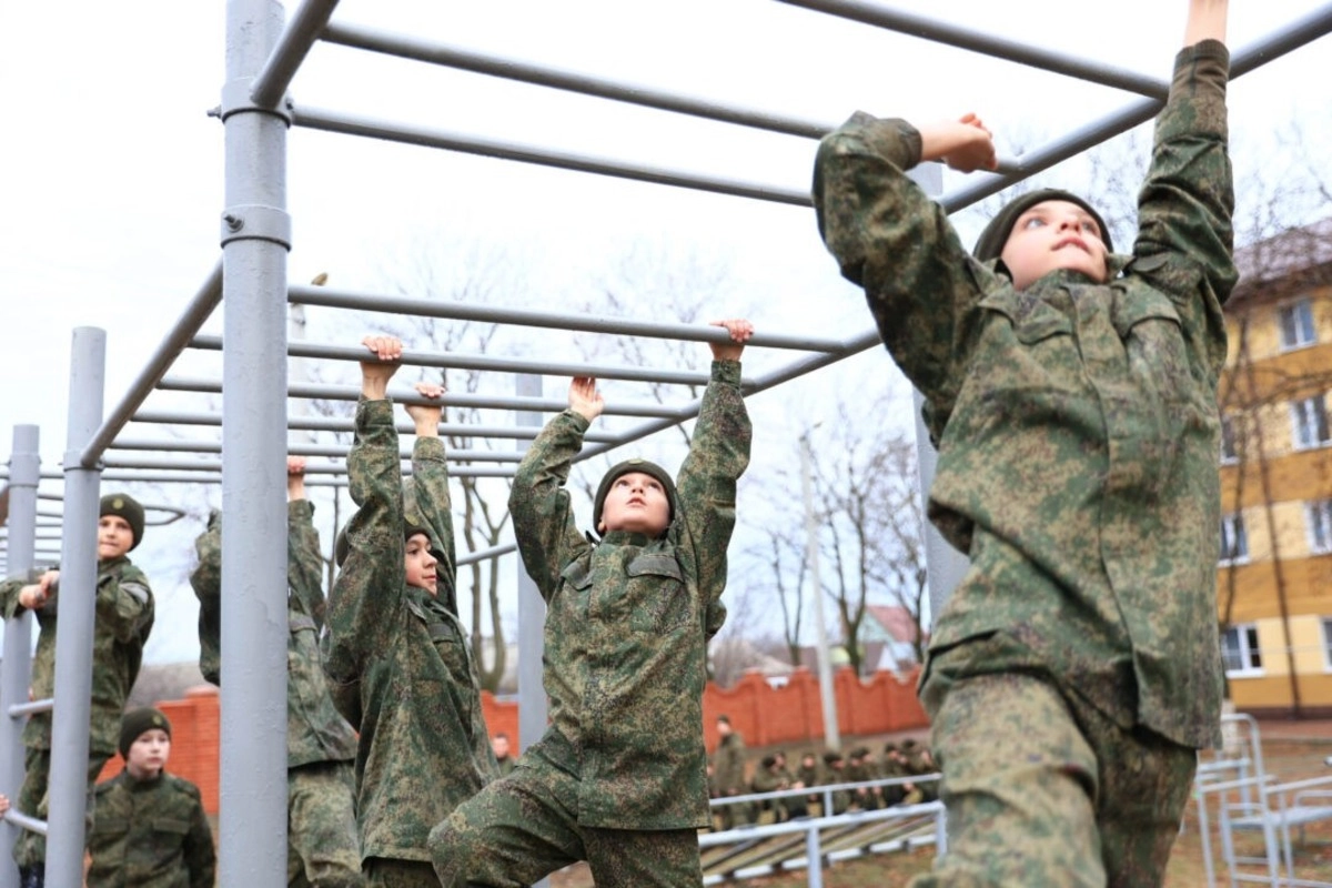 'Trupele române se pregătesc să intre în Transnistria' – fake-news grosolan 'explodat' pe Telegram în ajunul alegerilor din R. Moldova