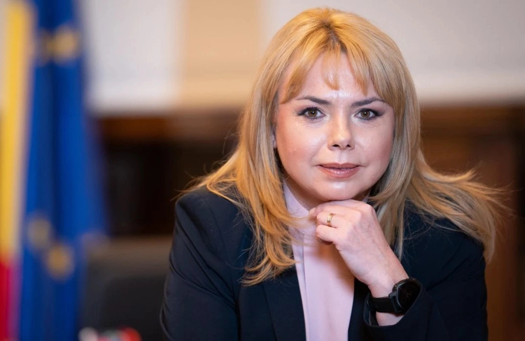 Dragu: Prezenţa femeilor în funcţii de conducere în instituţii financiare nu e doar o problemă de echitate, ci un imperativ economic