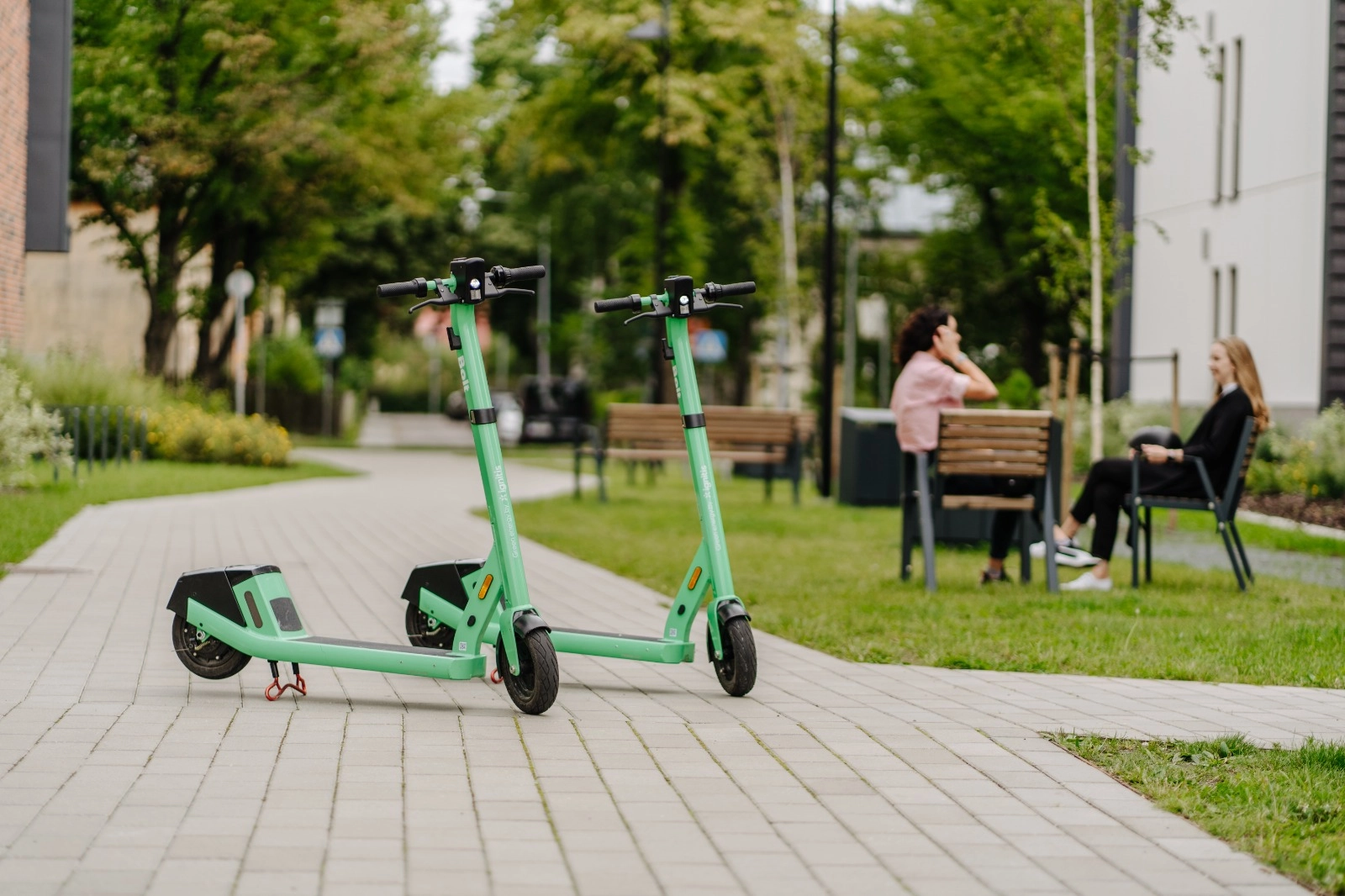 Nu toate trotinetele au nevoie de asigurare RCA. Vicepreședinte ASF: Vom stabili metoda tehnică pentru identificarea în trafic a acestor vehicule