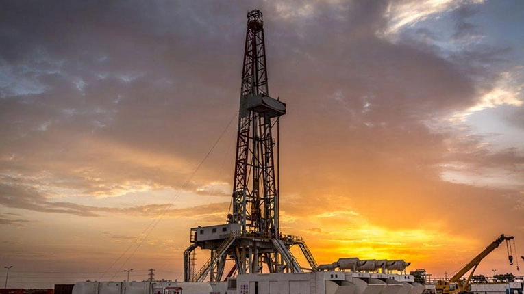 Uzbekistanul descoperă un zăcământ imens de gaze