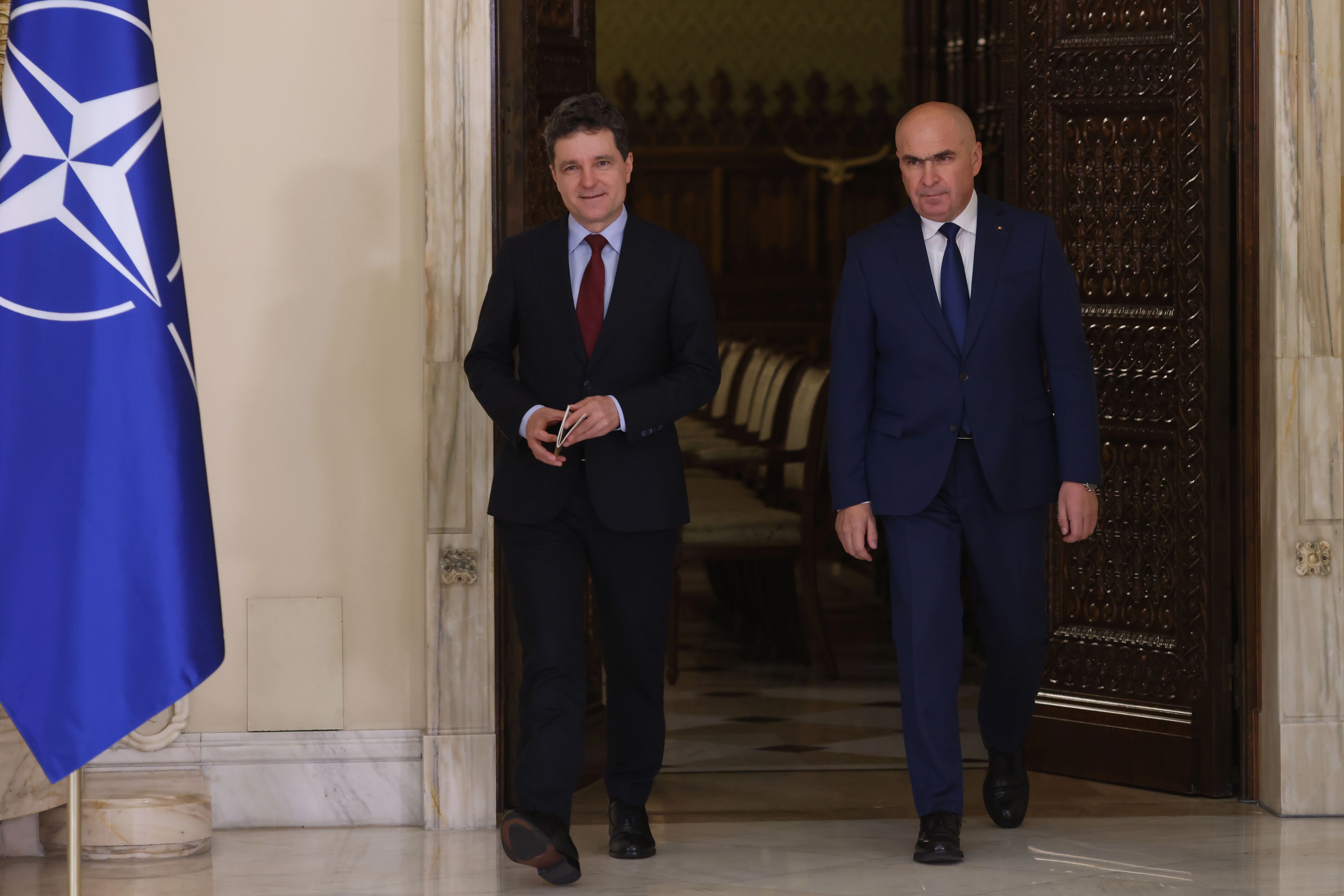 VIDEO Nicușor Dan nu crede că Bolojan trebuie să demisioneze după decizia CCR: „E o problemă de justiție socială, nu un conflict între magistrați și politicieni”