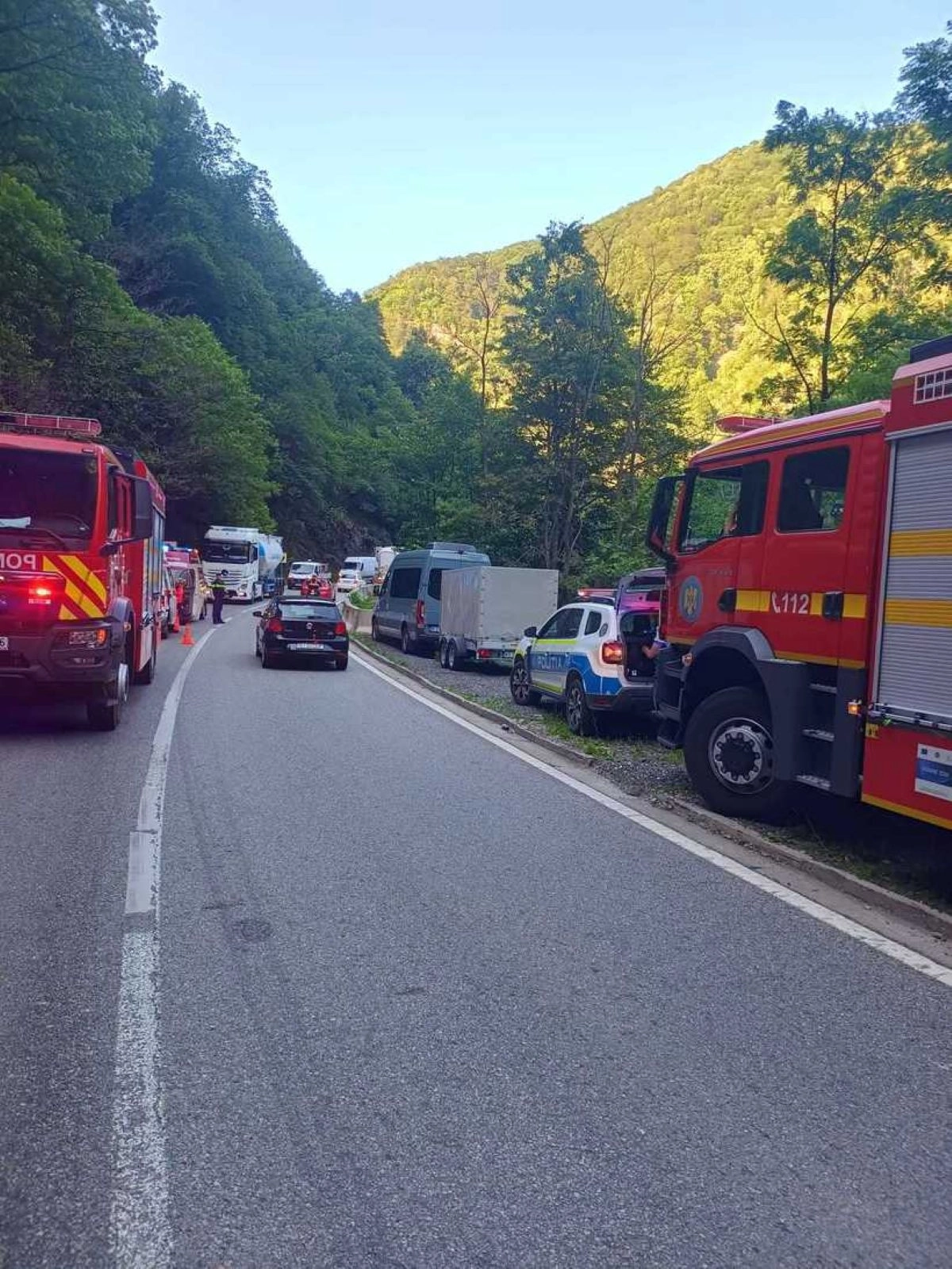 Restricţii temporare de circulaţie pe DN 1 în zona Avrig, pentru lucrări de reparaţii
