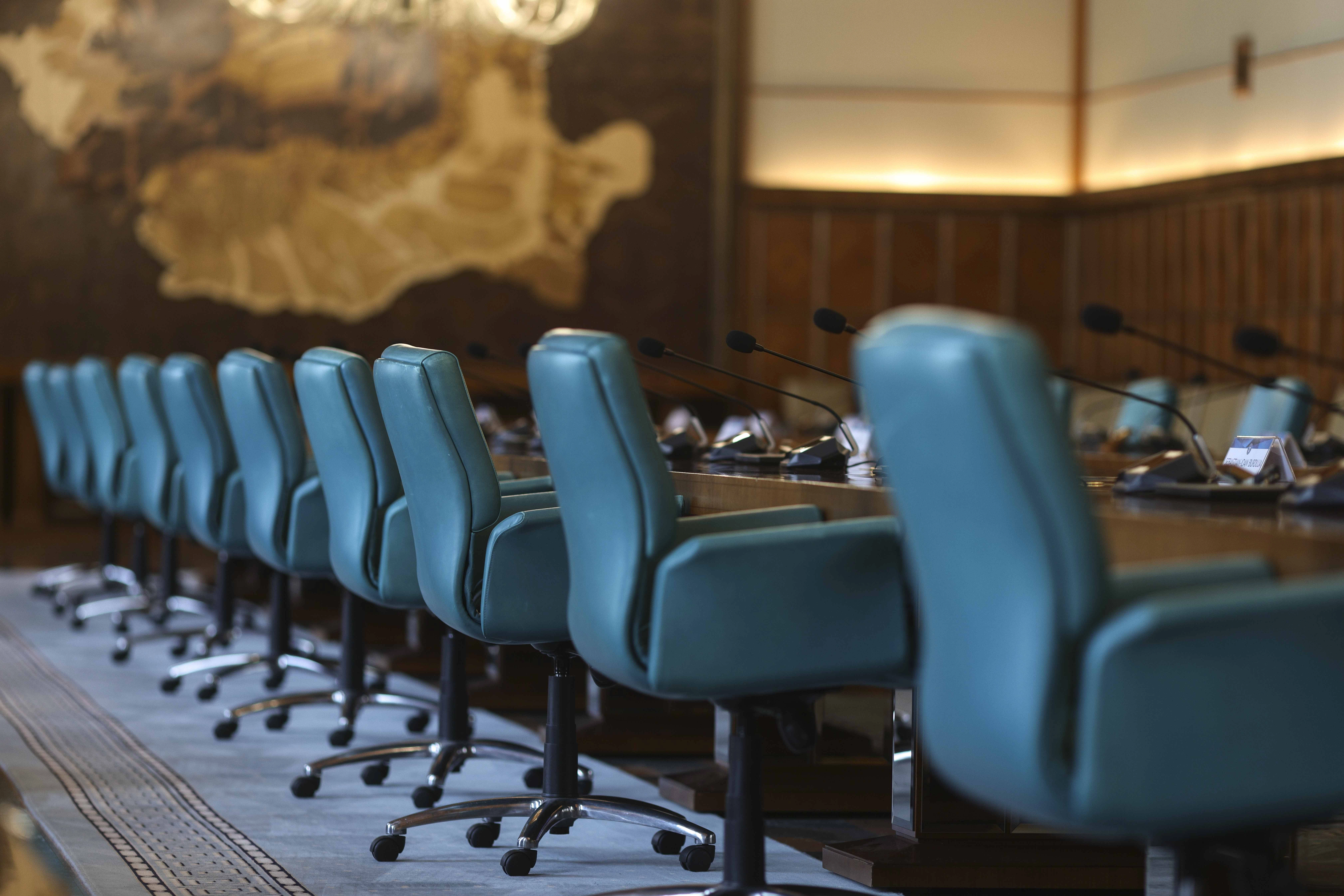 La Guvern s-a adoptat proiectul pentru pregătirea populației în caz de război: Civilii primesc salariu, dacă se duc voluntari să facă pregătire militară