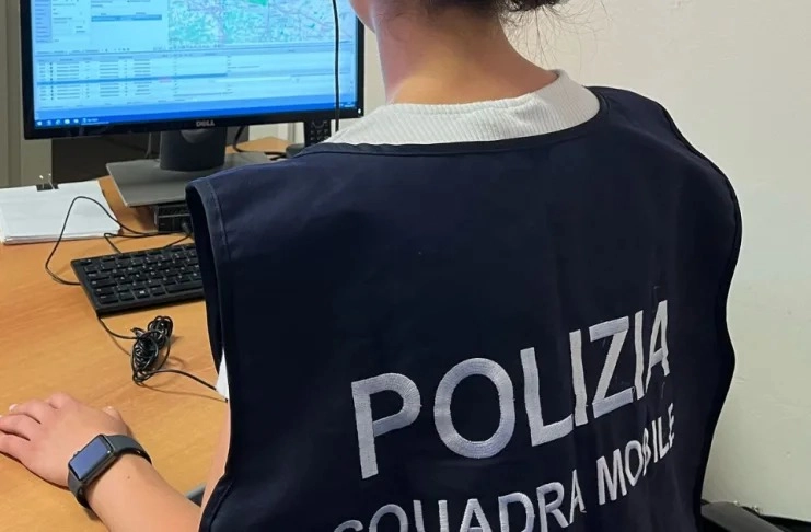 Rețea internațională de trafic cu artefacte arheologice, destructurată în Italia