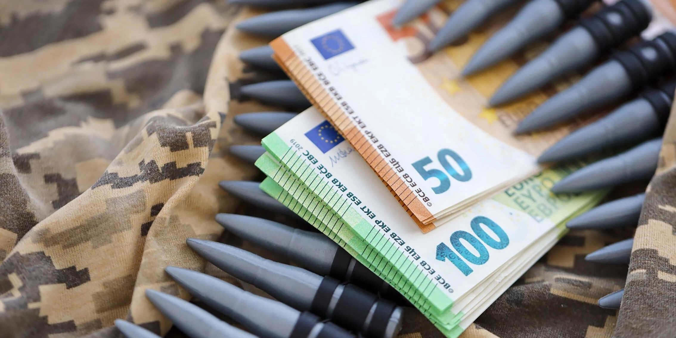 Europa intră în războiul monetar global - euro devine armă economică: Ce înseamnă decizia BCE de a împrumuta băncile centrale din lume