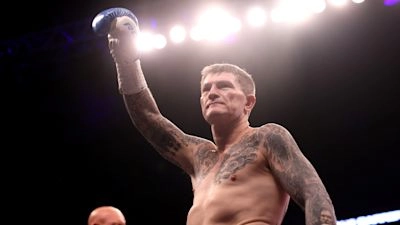 Ricky Hatton s-a sinucis, confirmă ancheta. Legendarul pugilist a fost găsit inconștient în dormitor