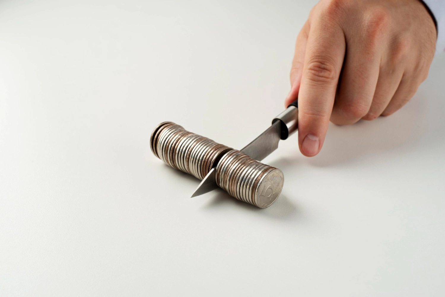 Arieratele bugetului general consolidat au crescut cu 16,3% în septembrie 2025