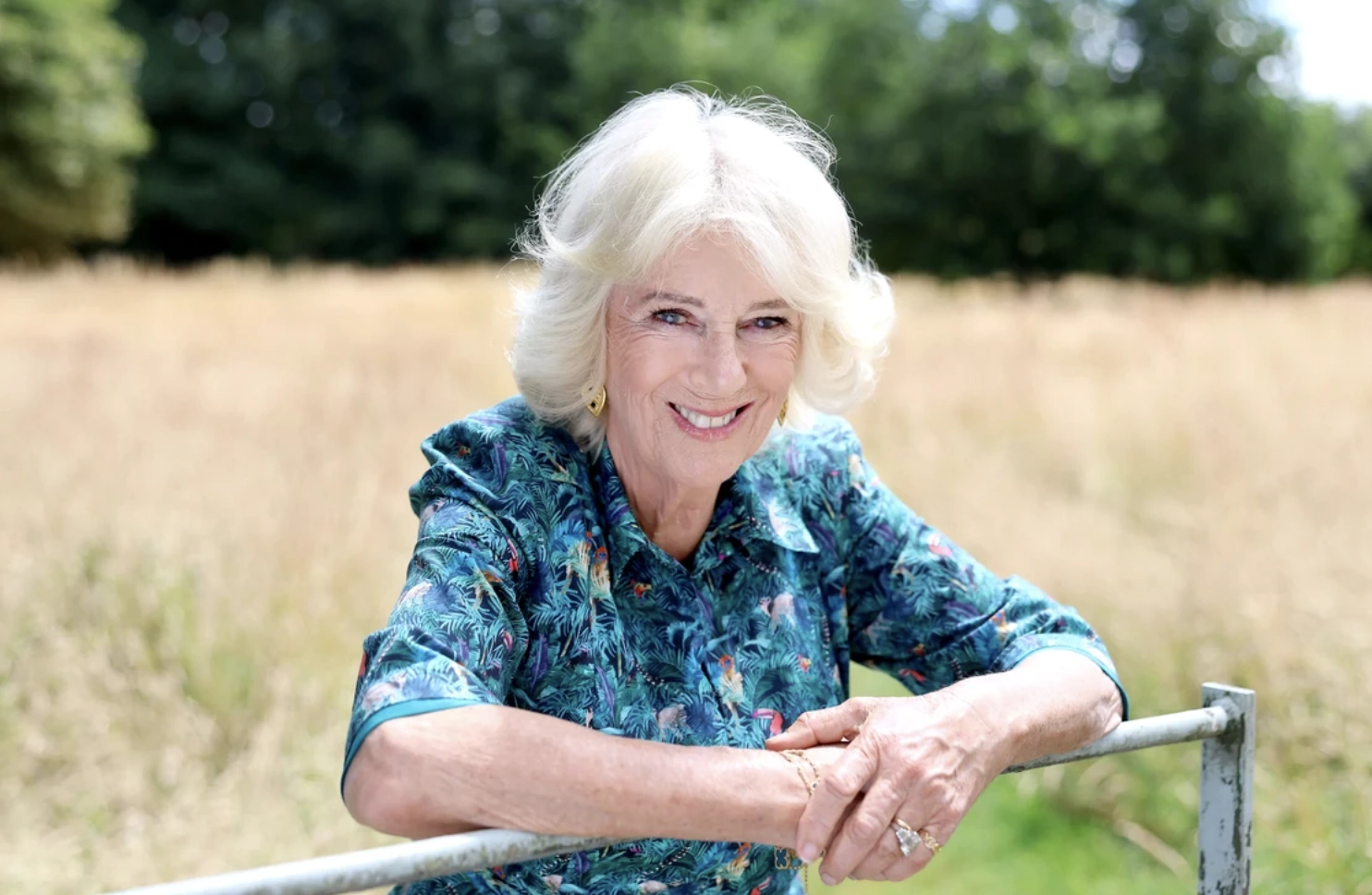 Regina Camilla a fost agresată în adolescenţă de un bărbat, într-un tren