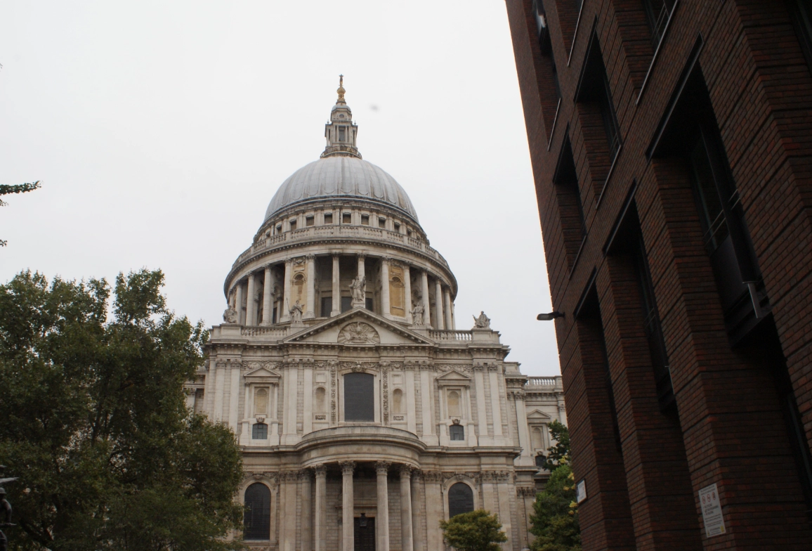 Biserica Sfântului Mormânt a fost redeschisă; credincioşii ar putea participa la ceremonia primirii Sfintei Lumini
