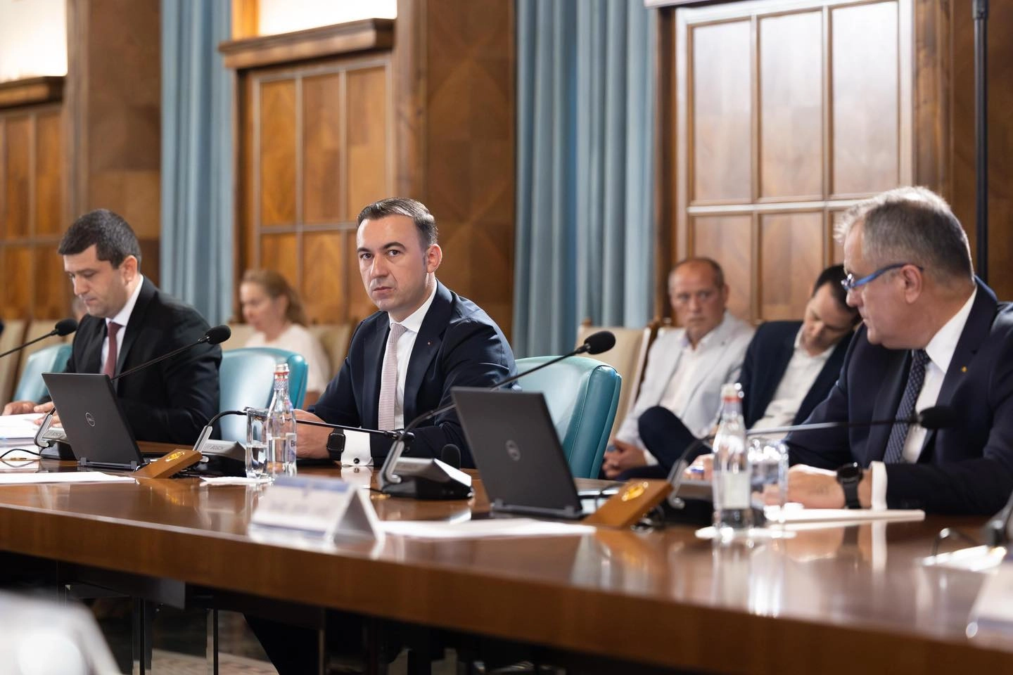 Ministrul Energiei a venit cu cinci măsuri pentru scăderea prețului la energia electrică: consumatorii responsabili, 'recompensați'