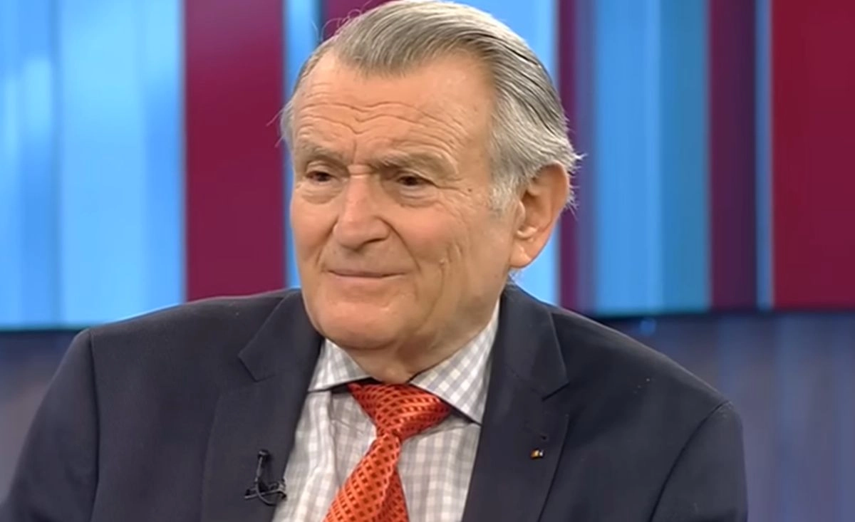 Medicul Virgiliu Stroescu, despre condimentul de crește potența: Vedeți ce micuț este?