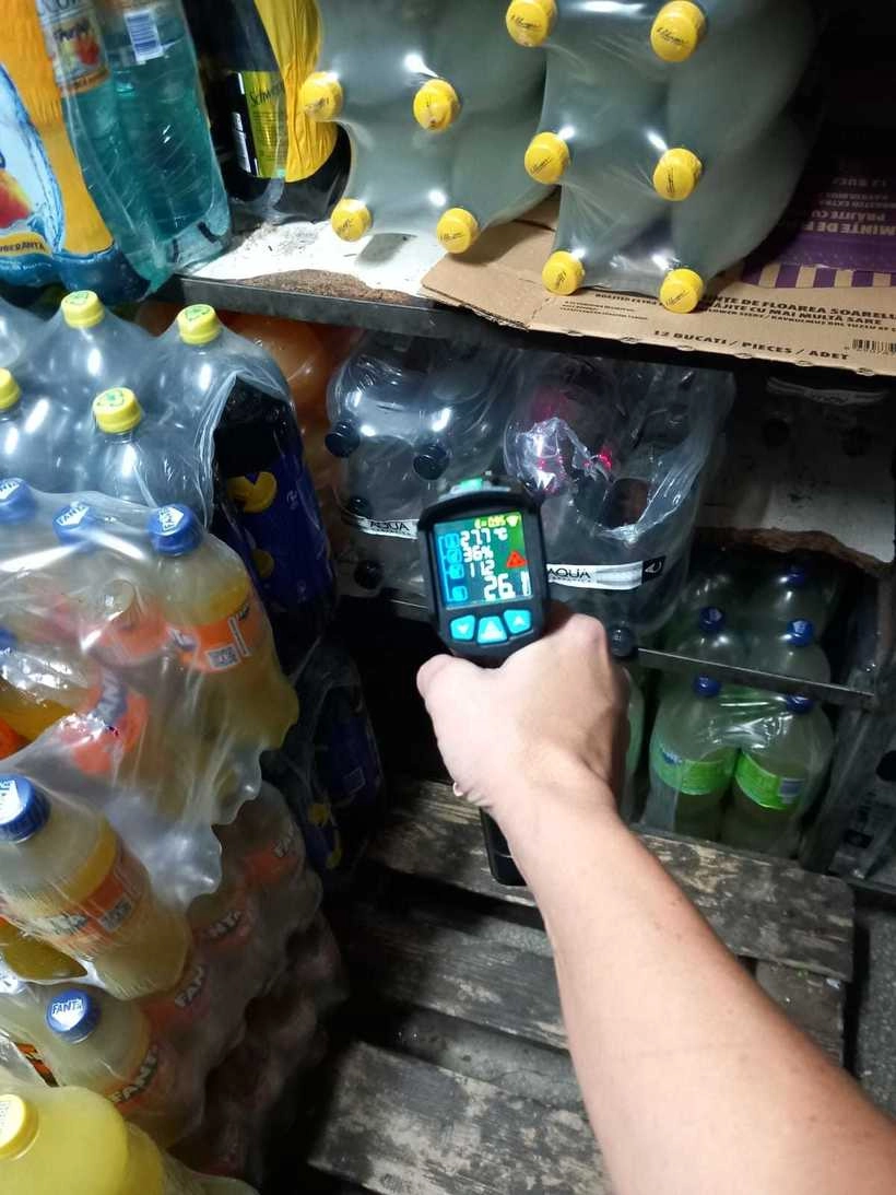 Condiții precare de depozitare, prețuri neafișate și produse fără etichetare la târgurile de Crăciun