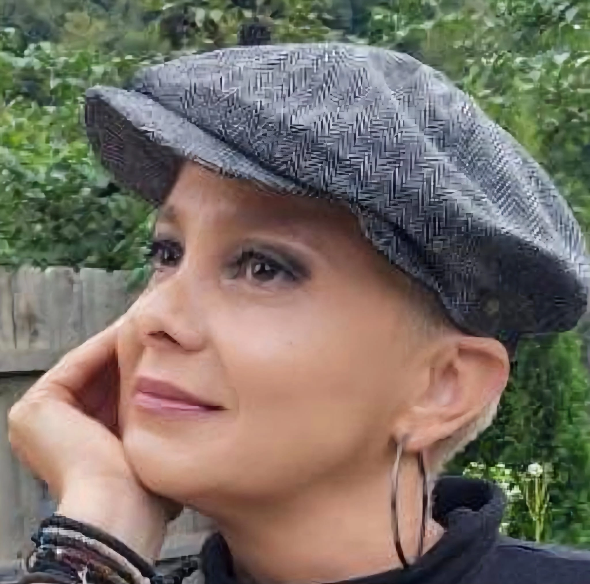 VIDEO Jurnalista Sarmiza Andronic: „Trebuie să ieșim în stradă în mod preventiv contra participării României în războiul ucrainean, a recrutării copiilor noștri pentru a lupta pe front!”