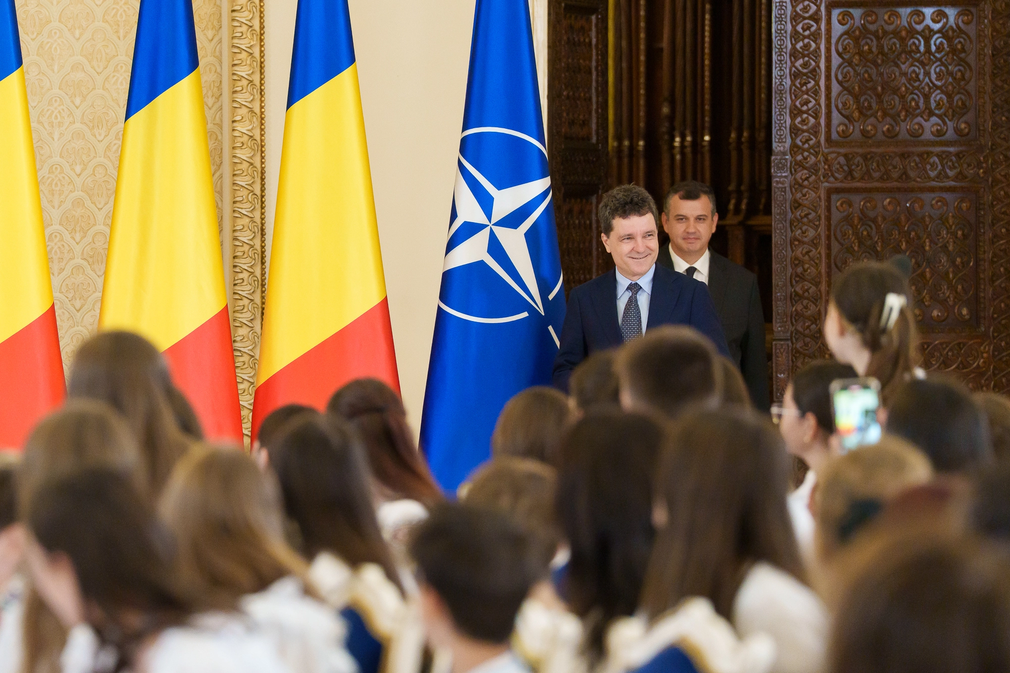 'O trădătoare vândută Kremlinului' - Consilierul lui Nicușor Dan a explodat după vizita Dianei Șoșoacă la Moscova