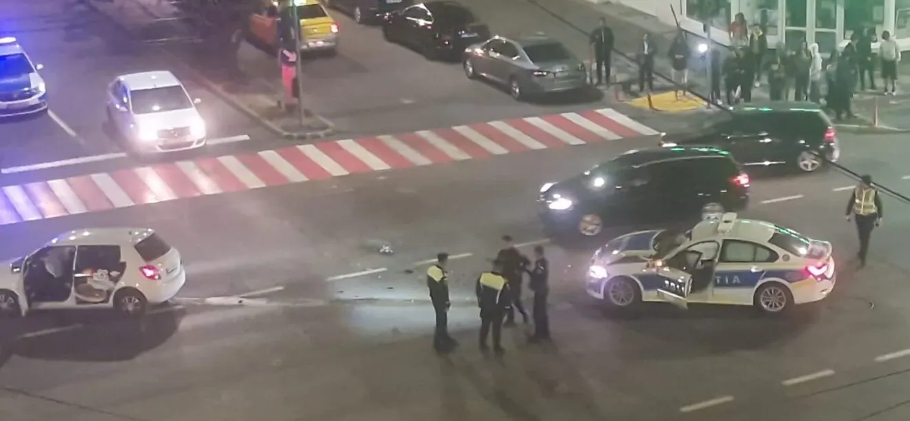 VIDEO BMW de poliție, făcut praf într-un accident în municipiul Buzău