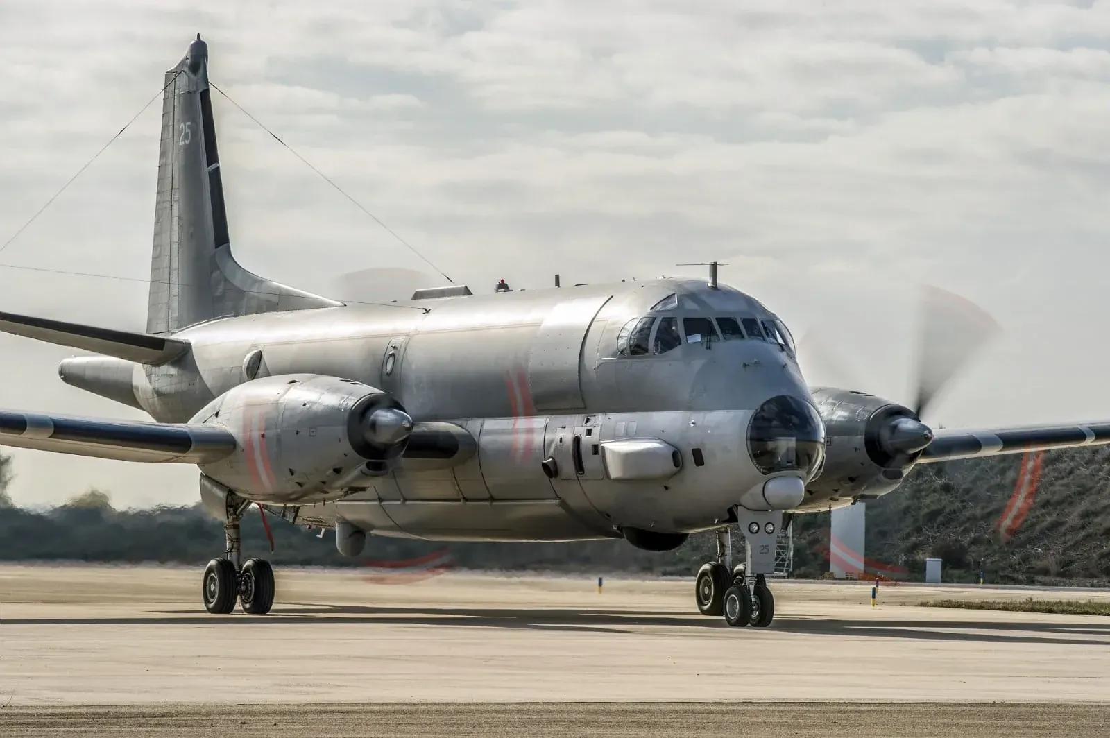 VIDEO Franța scoate din hangar ATL2. Aeronavele ajung în România pentru patrularea Mării Negre