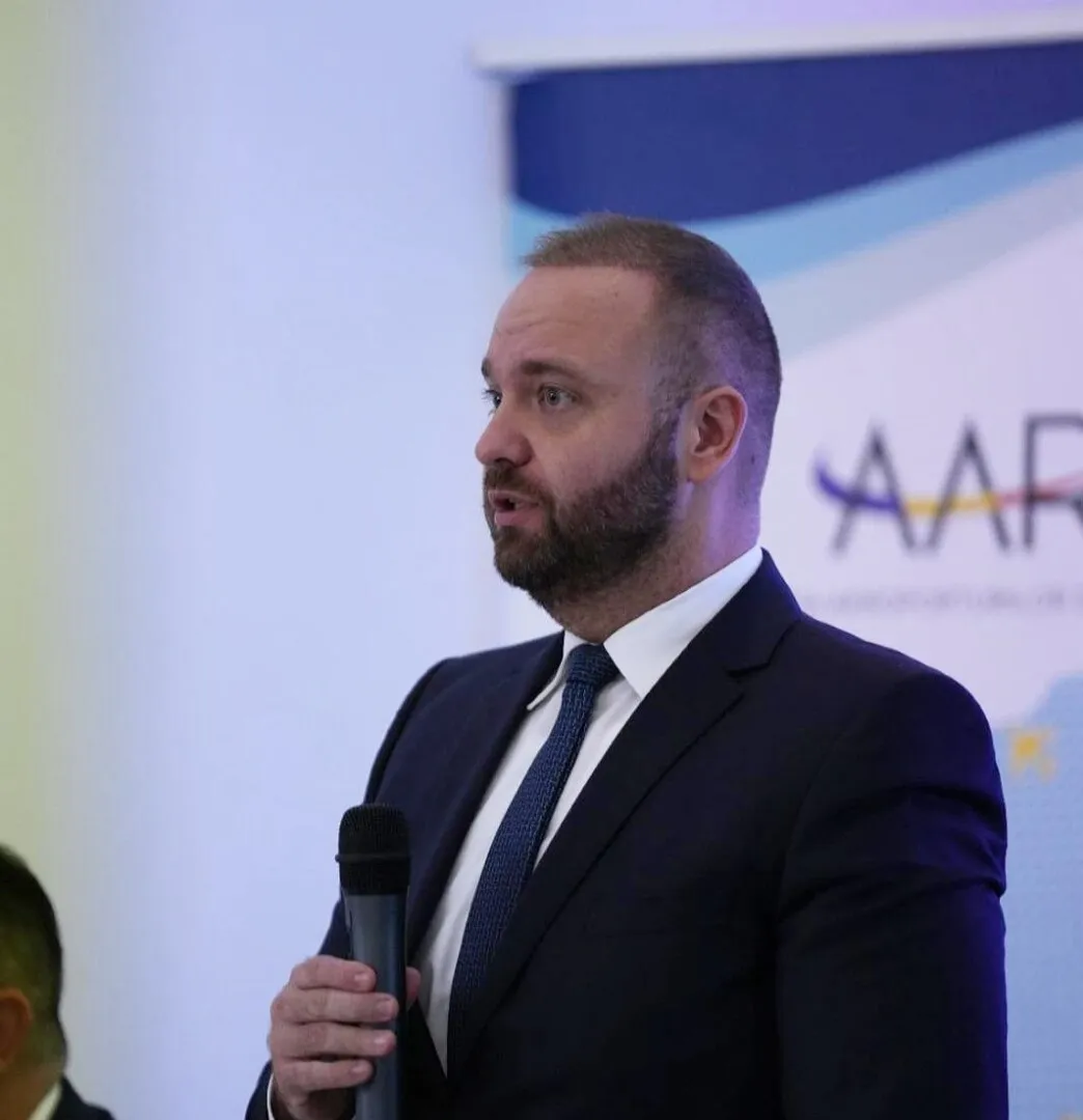 Bogdan Mîndrescu este noul președinte al Asociației Aeroporturilor din România