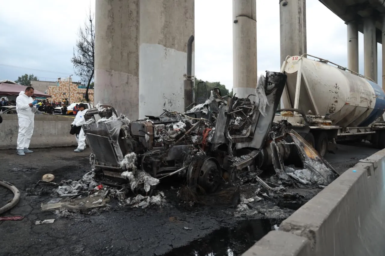 Bilanțul exploziei camionului-cisternă din Mexic a urcat la 13 morți