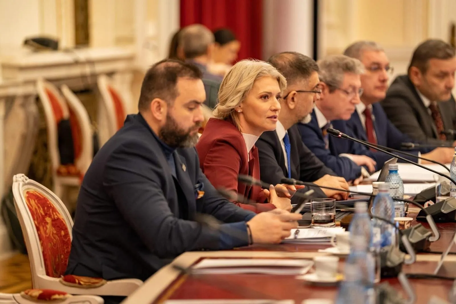 S-a modificat Legea privind sistemul de pensii și alte drepturi de asigurări sociale ale avocaților. Care sunt noile prevederi