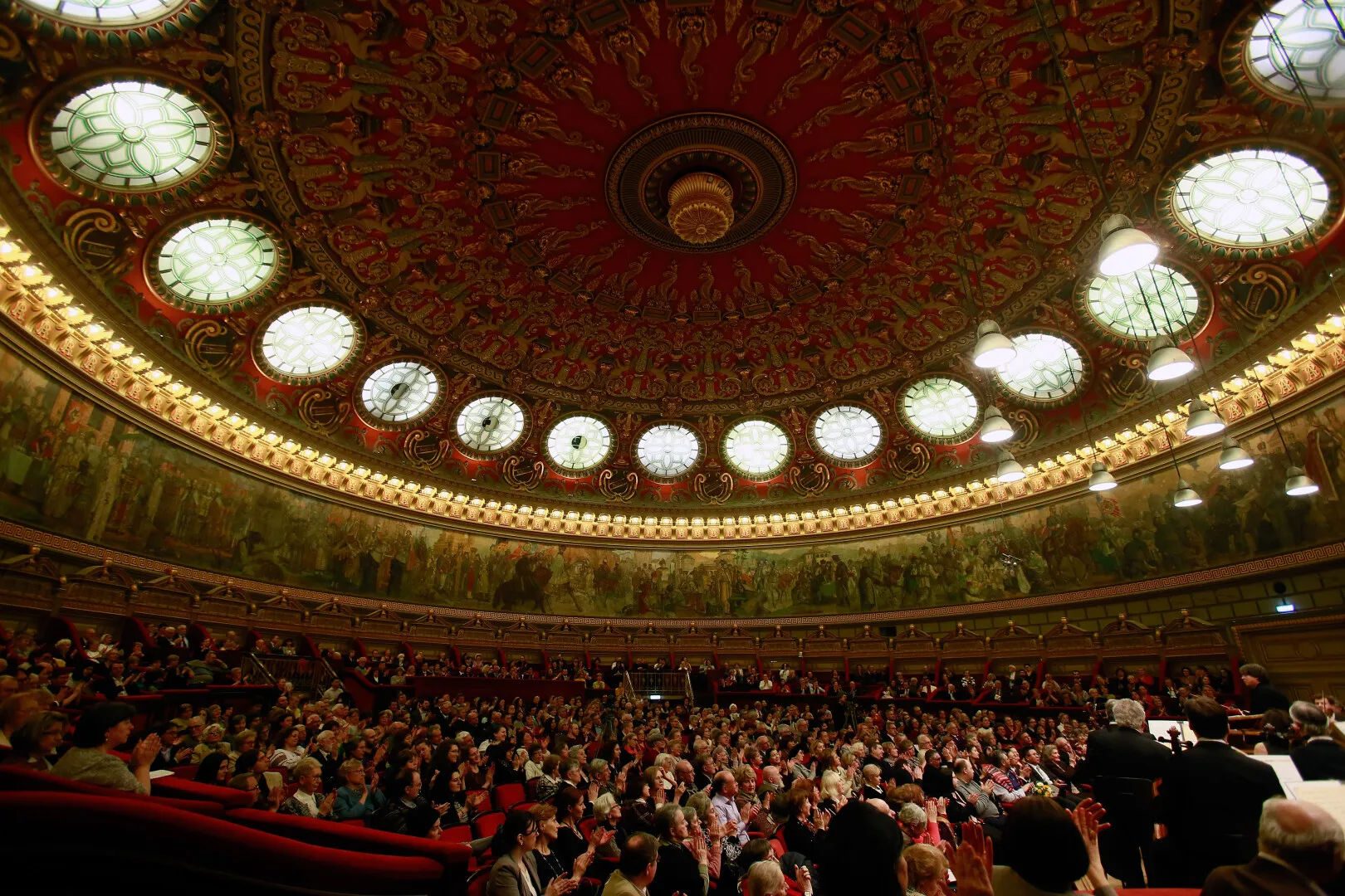 Festivalul 'Enescu': Chamber Orchestra of Europe - miercuri, pe scena Ateneului; dirijor - Sir András Schiff