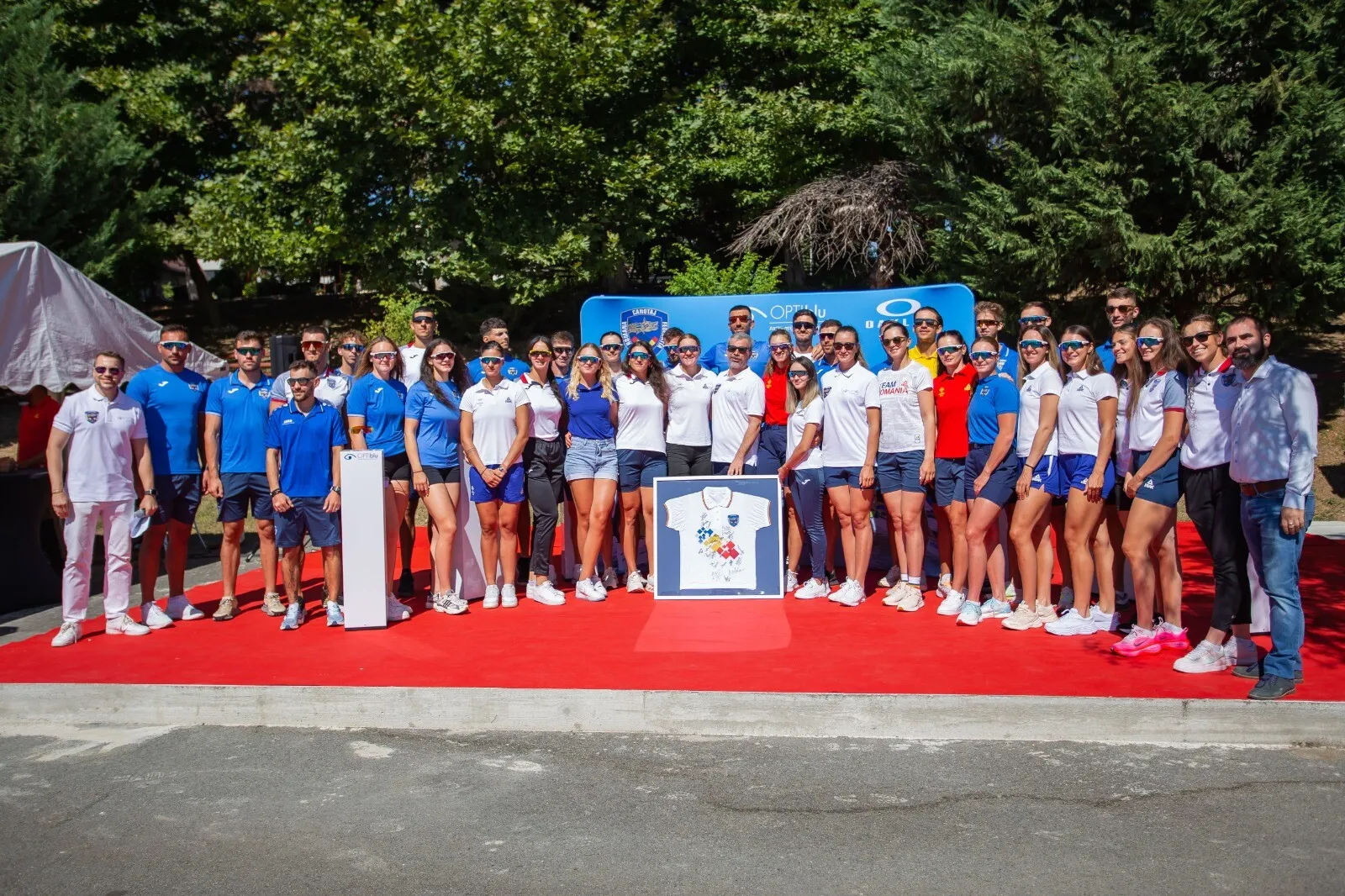 Sport și business: cum capitalizează OPTIblu parteneriatul cu Federația Română de Canotaj