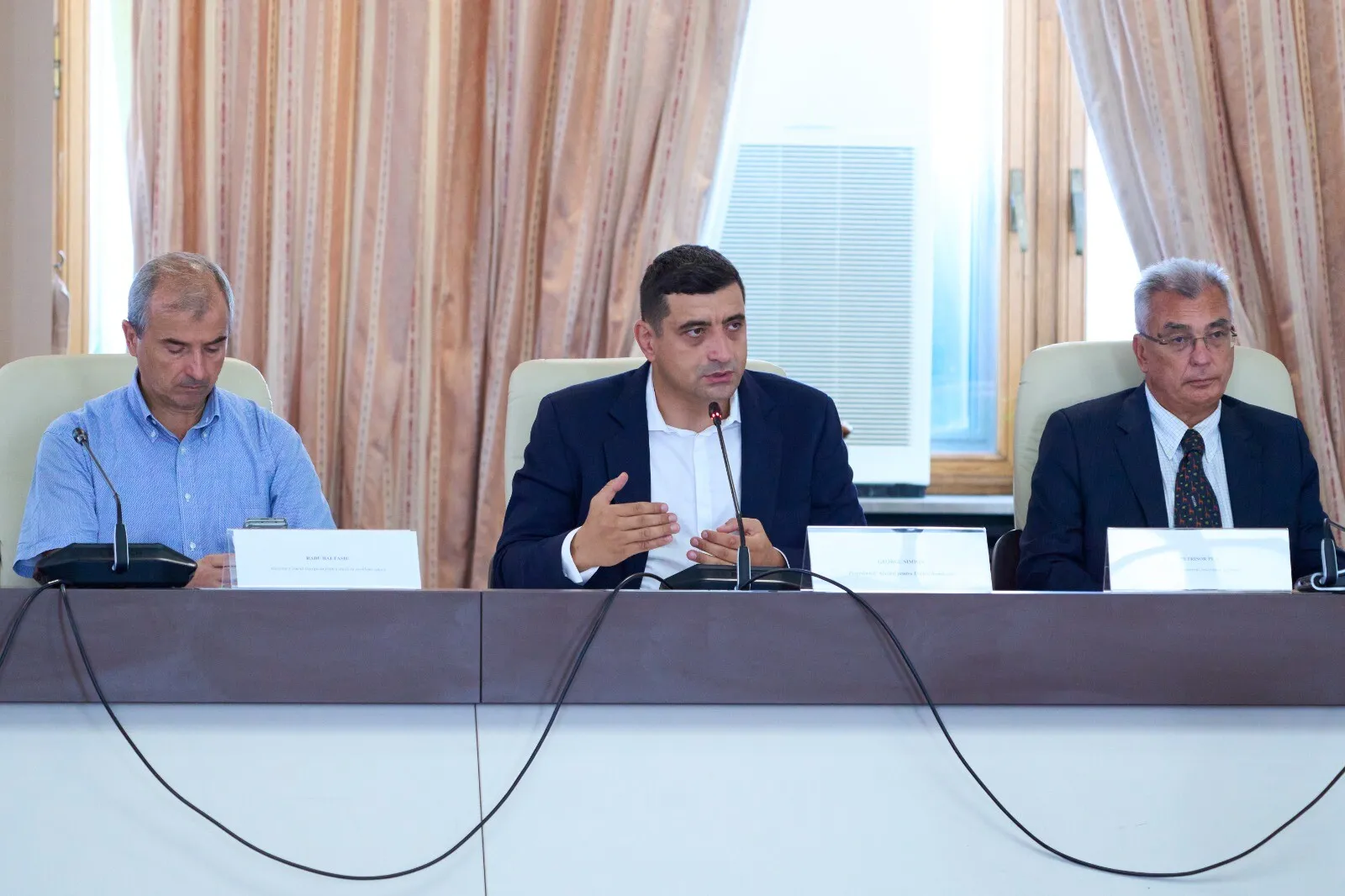 AUR propune “Fondul Moldova” - investiții românești în locul ajutoarelor financiare